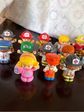 Fisher-Price Little People Mixed Figures Lot of 13 Community Helpers Boys & Girl